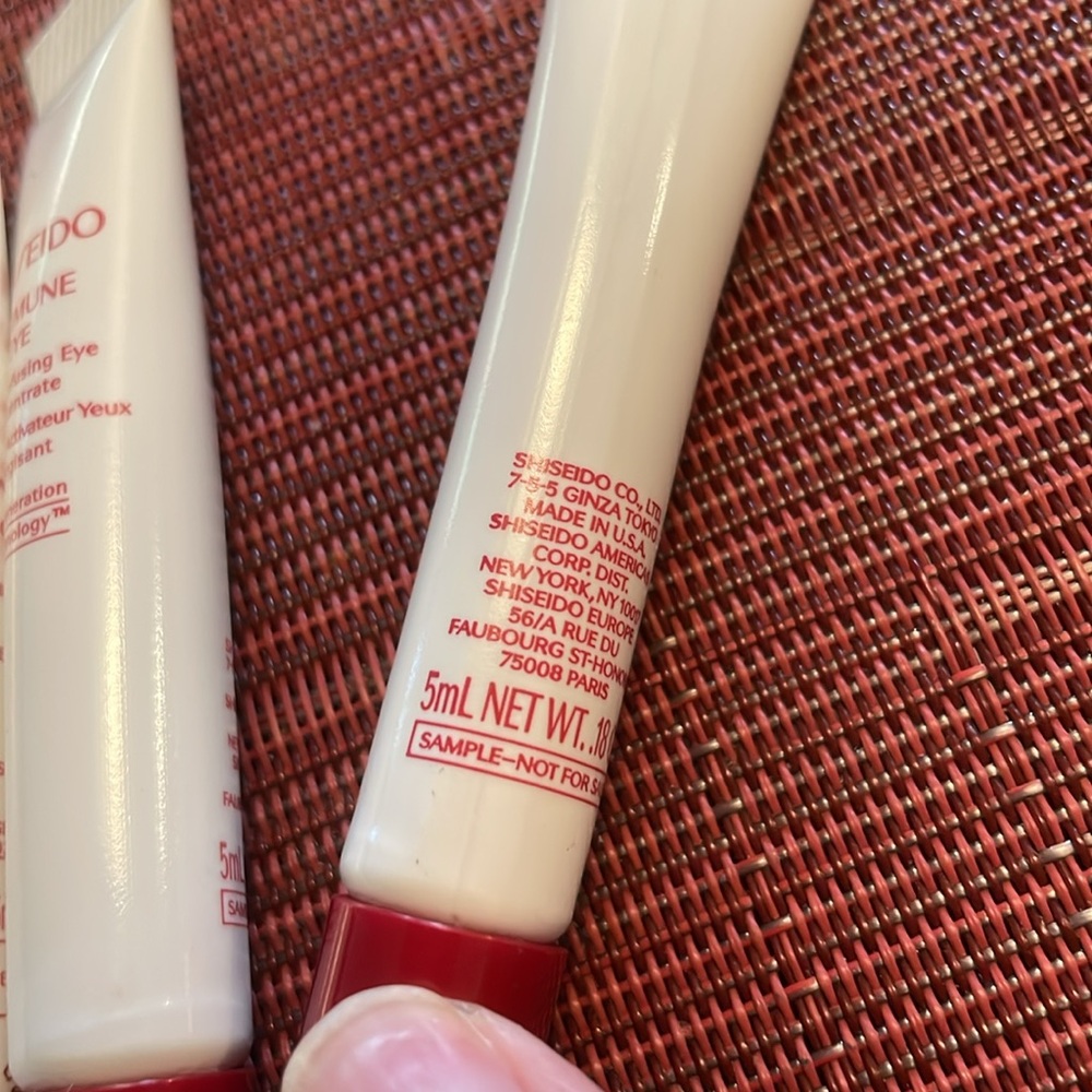 Shiseido Ultimune Eye power infusing eye concentrate - Picture 3 of 3